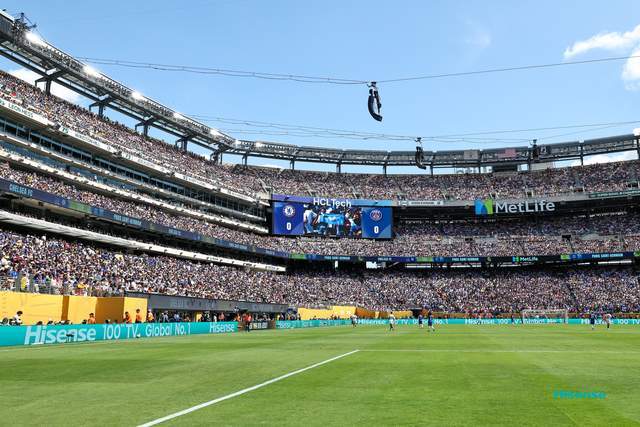 3-0！歐冠冠軍轟然倒下！23歲球星造3球樂翻天，納賽爾眼神要殺人